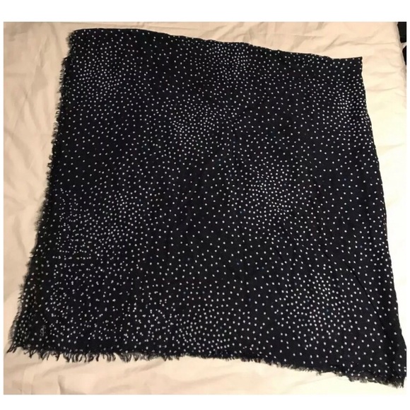 🌺SALE 🌺Juicy Couture Scarf Stars & Embellishment - Picture 5 of 8